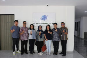 Kunjungan disnaker jatim ke lpk stgl